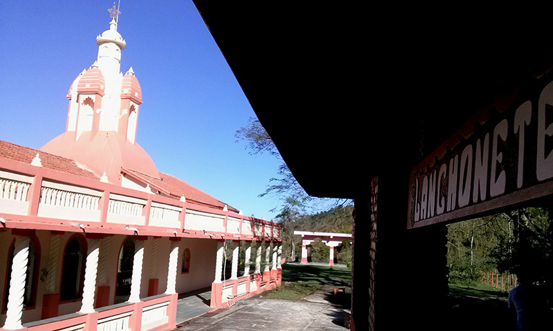 Fazenda Nova Gokula realiza retiro com diversas atividades no